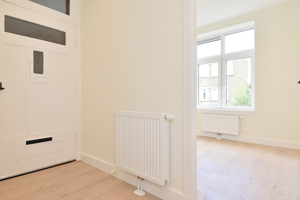 Medium property photo - Van Reesstraat 33, 2593 PM Den Haag